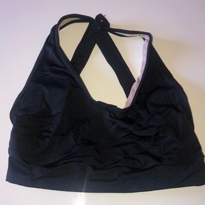 black sports bra